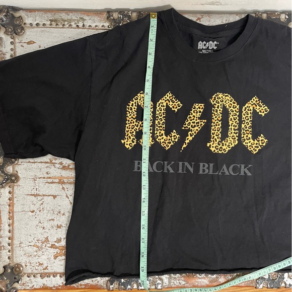 AC/DC Back In Black Crop Tee Shirt - Picture 13 of 14